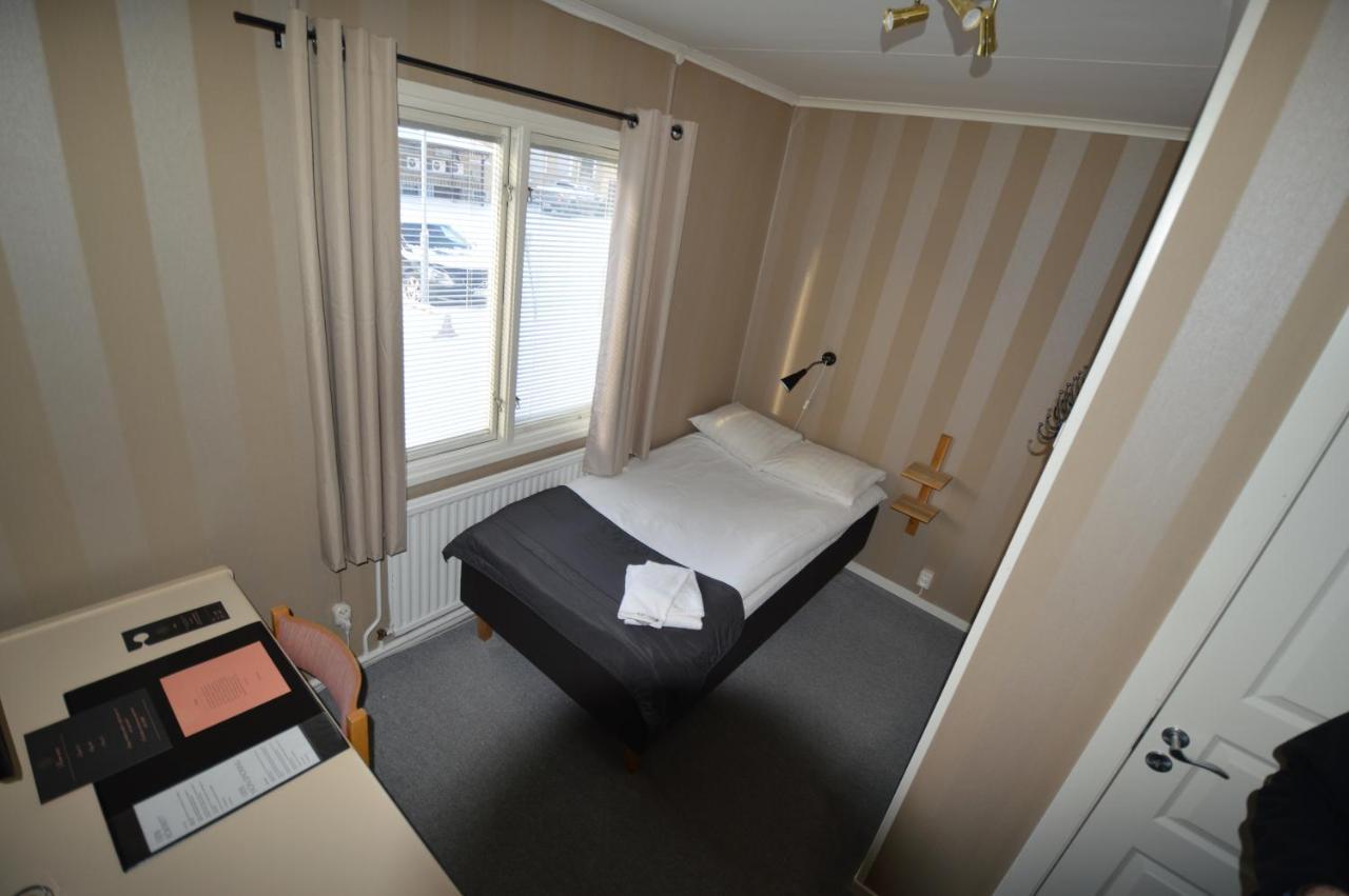 Hotell Gaestis Tierp Zewnętrze zdjęcie